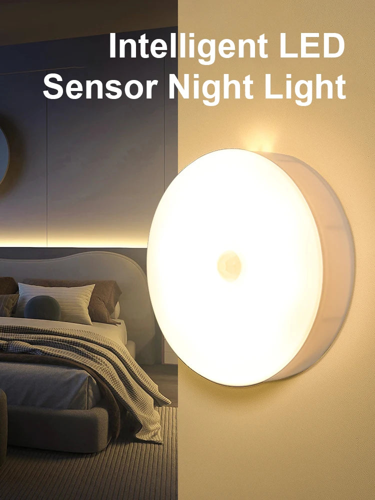 Mini Luz Noturna LED com Sensor de Movimento (Recarregável USB-C)