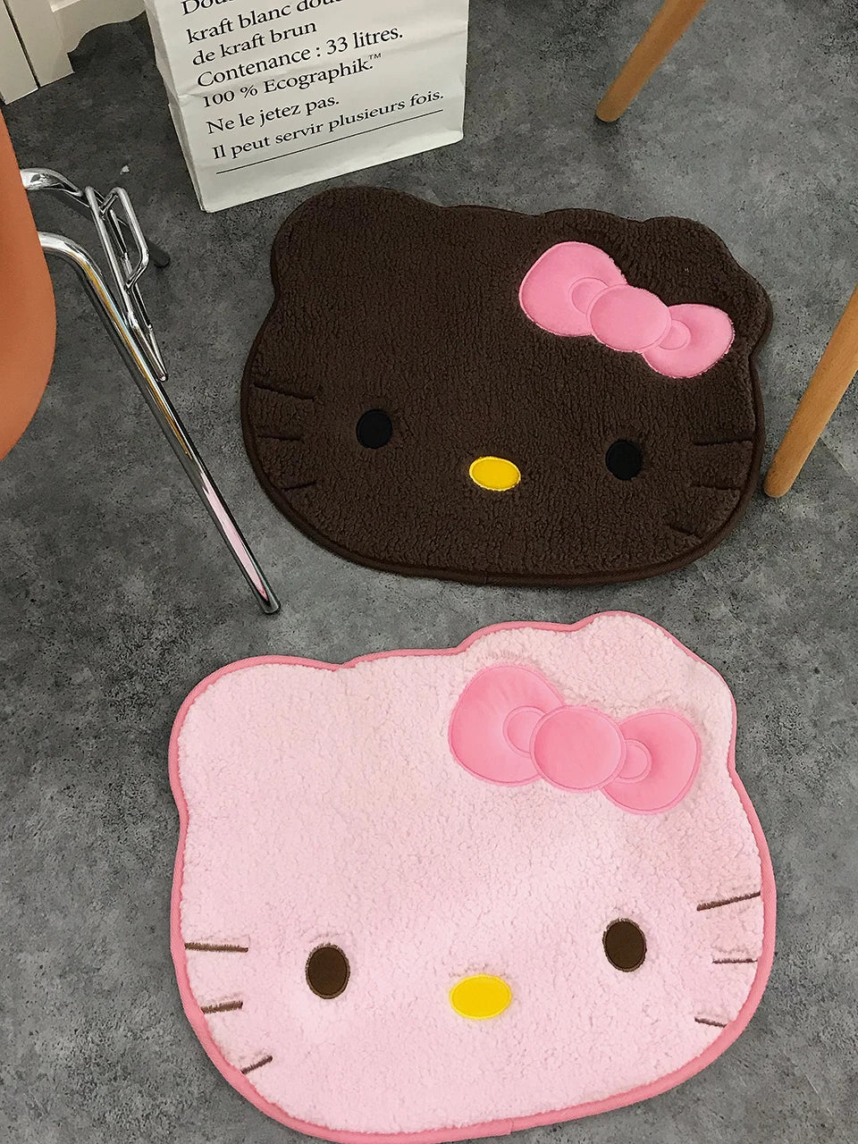 Tapete de Banheiro Antiderrapante Hello Kitty (50x60cm)