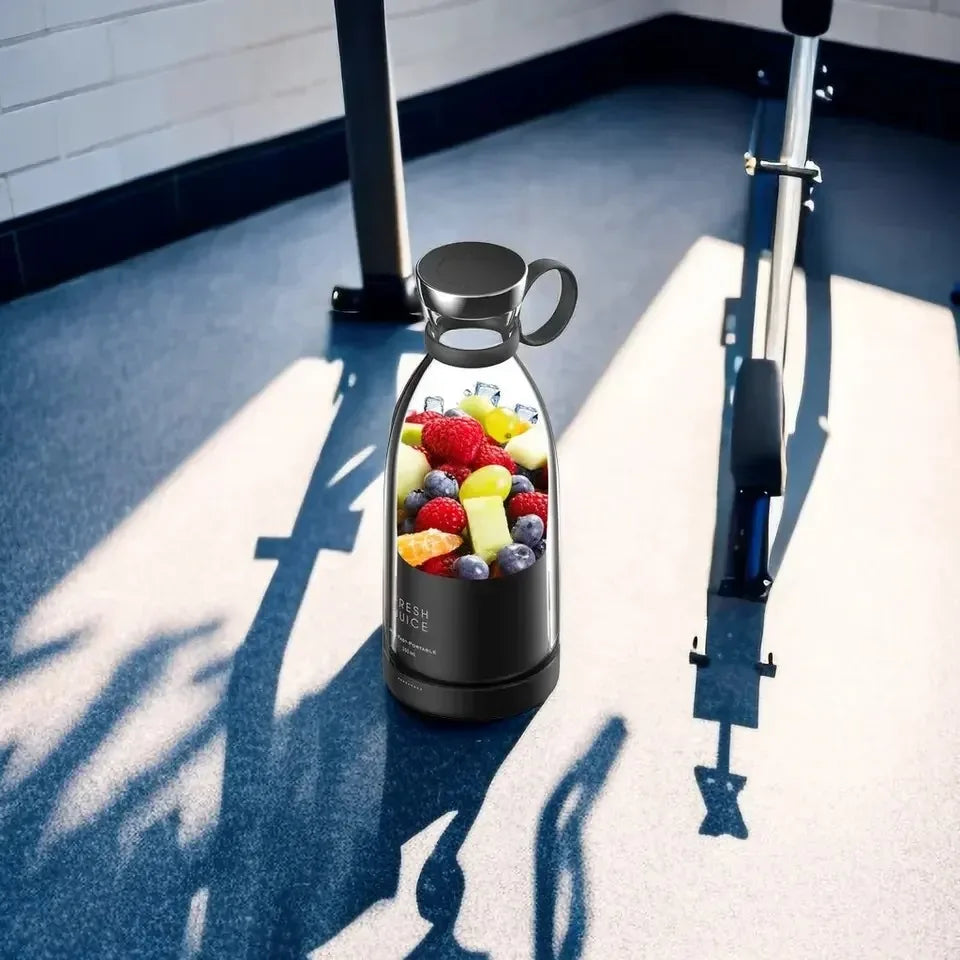 Copo Liquidificador 600ml: Multifuncional com Carga USB