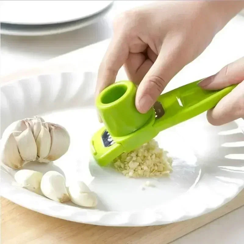 Mini Triturador de Alho Manual: Utensílio Criativo para Cozinha