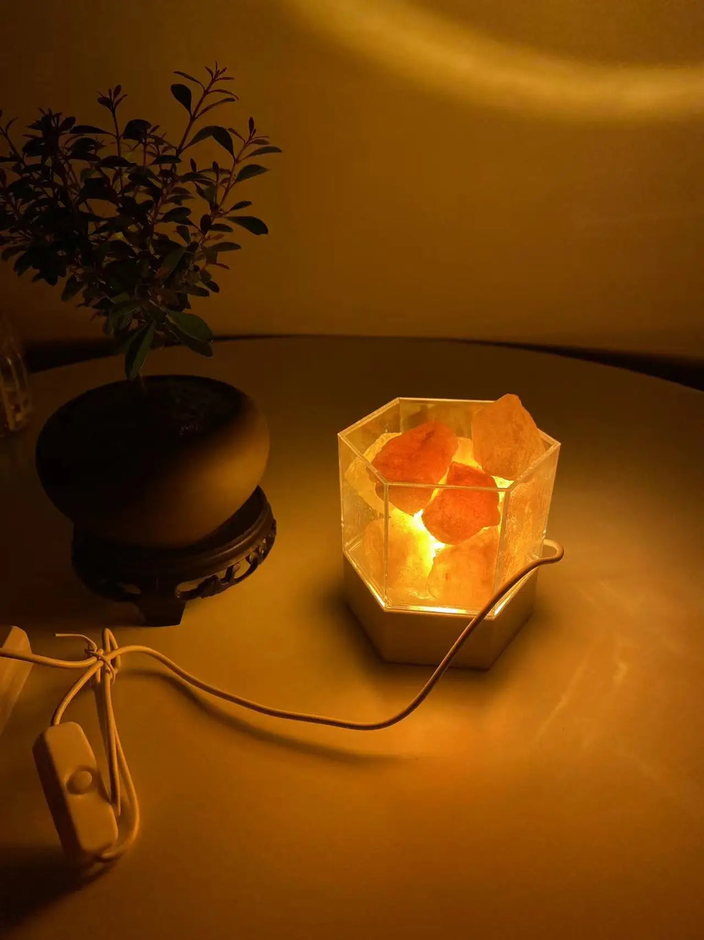 Luminária de Sal Rosa do Himalaia com Base USB (Luz Quente)