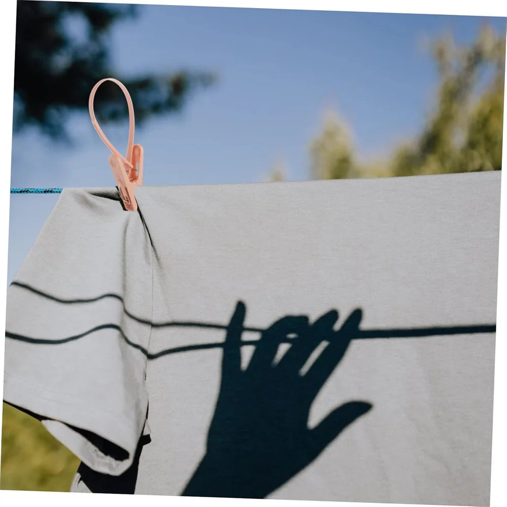 24 Mini Prendedores de Roupa Resistentes com Corda Inclusa