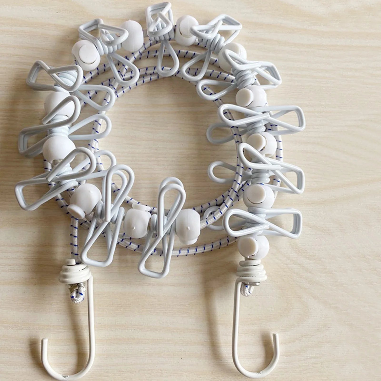 Varal Portátil de Viagem com 12 Pregadores (Retrátil 1.8m)